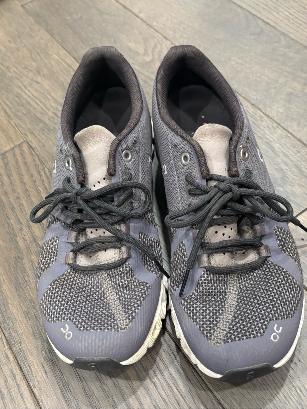 On Running Women’s Grey Mesh Sneakers